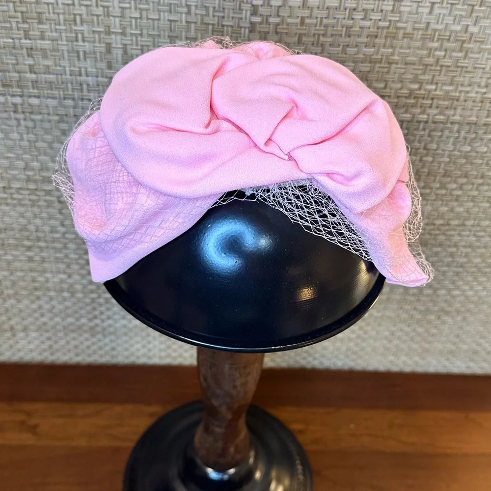 🌟HP🌟VTG 1960s Baby Pink Chiffon Fascinator  Birdcage Veil Half Bubble Hat USA - Picture 6 of 9